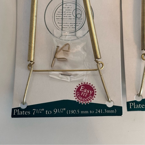 40 New Brass Wire Plate Hangers for 7.5" to 9.5" Plates Med Matching Vinyl Tips - Picture 4 of 8